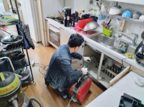 인천광역시 영종구 하수구뚫음 작업사진 4
